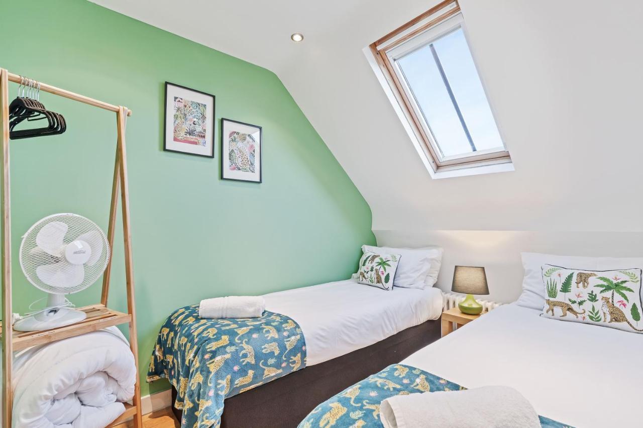 Majestic Mews Apartment With Free Parking - By My Getaways Brighton Exteriör bild