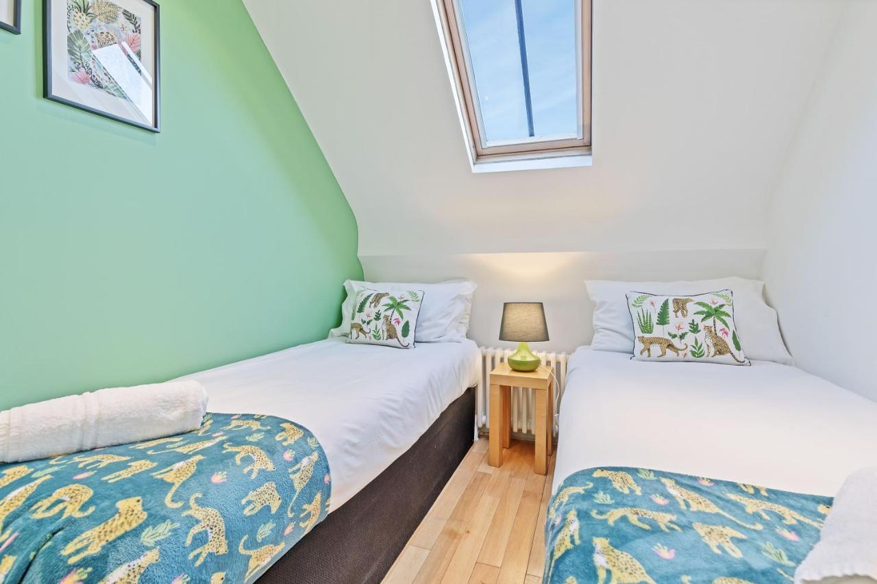 Majestic Mews Apartment With Free Parking - By My Getaways Brighton Exteriör bild