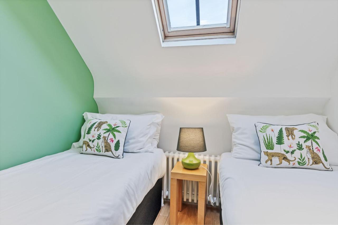 Majestic Mews Apartment With Free Parking - By My Getaways Brighton Exteriör bild