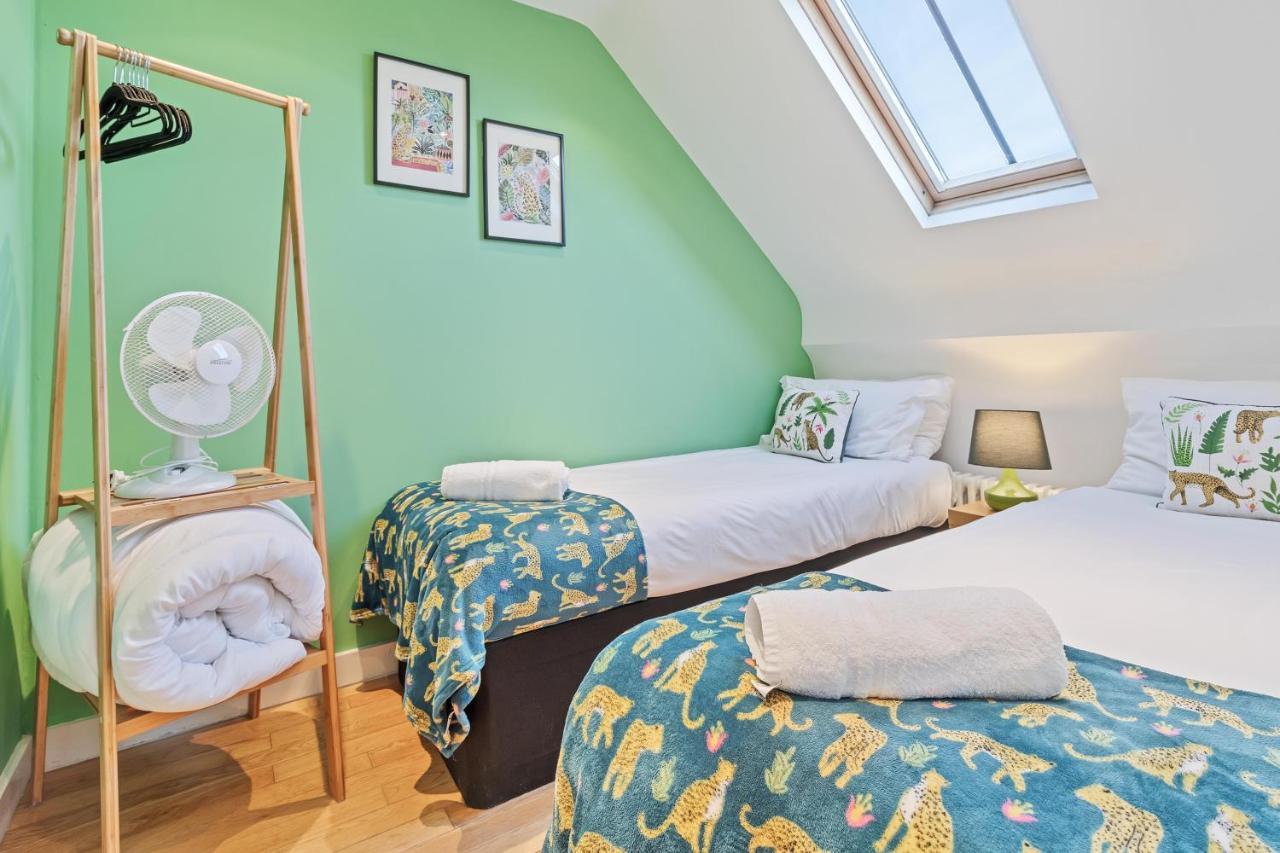 Majestic Mews Apartment With Free Parking - By My Getaways Brighton Exteriör bild