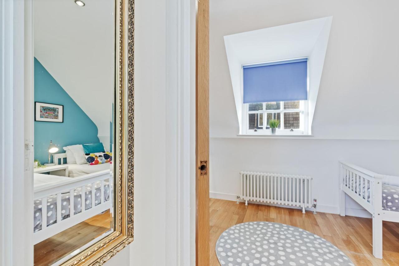 Majestic Mews Apartment With Free Parking - By My Getaways Brighton Exteriör bild